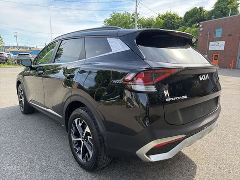 Used 2023 Kia Sportage EX w/ EX Premium Package AWD/4WD image 3