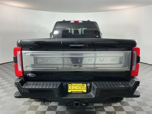 Used 2023 Ford F350 Platinum AWD/4WD image 5