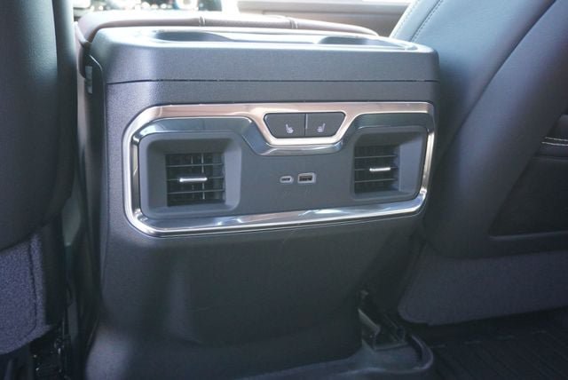 Used 2026 GMC Sierra 3500 Denali Ultimate AWD/4WD image 47