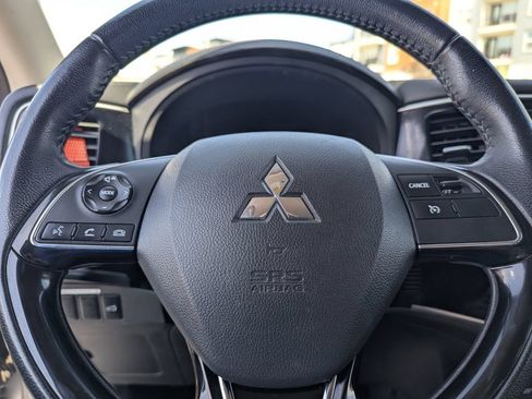 Used 2019 Mitsubishi Outlander SEL FWD image 20