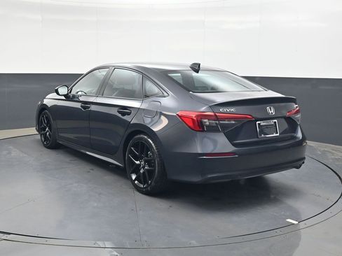 Used 2024 Honda Civic Sport image 6