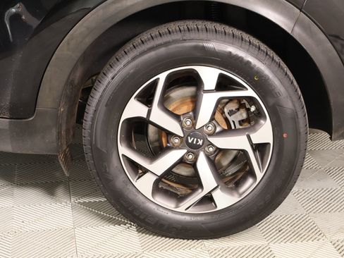 Used 2021 Kia Sportage LX AWD/4WD image 17