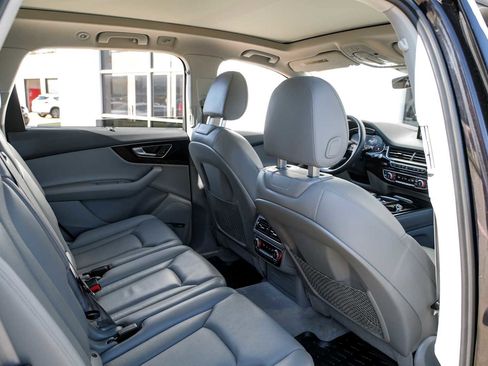 Used 2017 Audi Q7 3.0T Prestige image 36