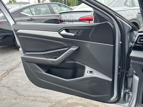 Used 2025 Volkswagen Jetta Sport FWD image 15