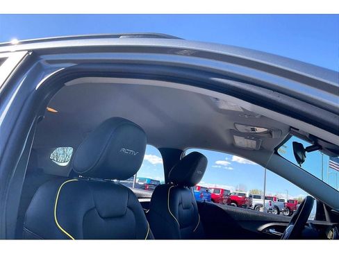 Used 2025 Chevrolet Trax ACTIV w/ Driver Confidence Package FWD image 24