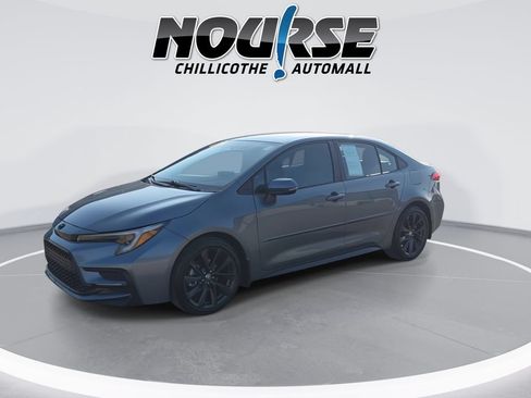 Used 2024 Toyota Corolla SE FWD image 4