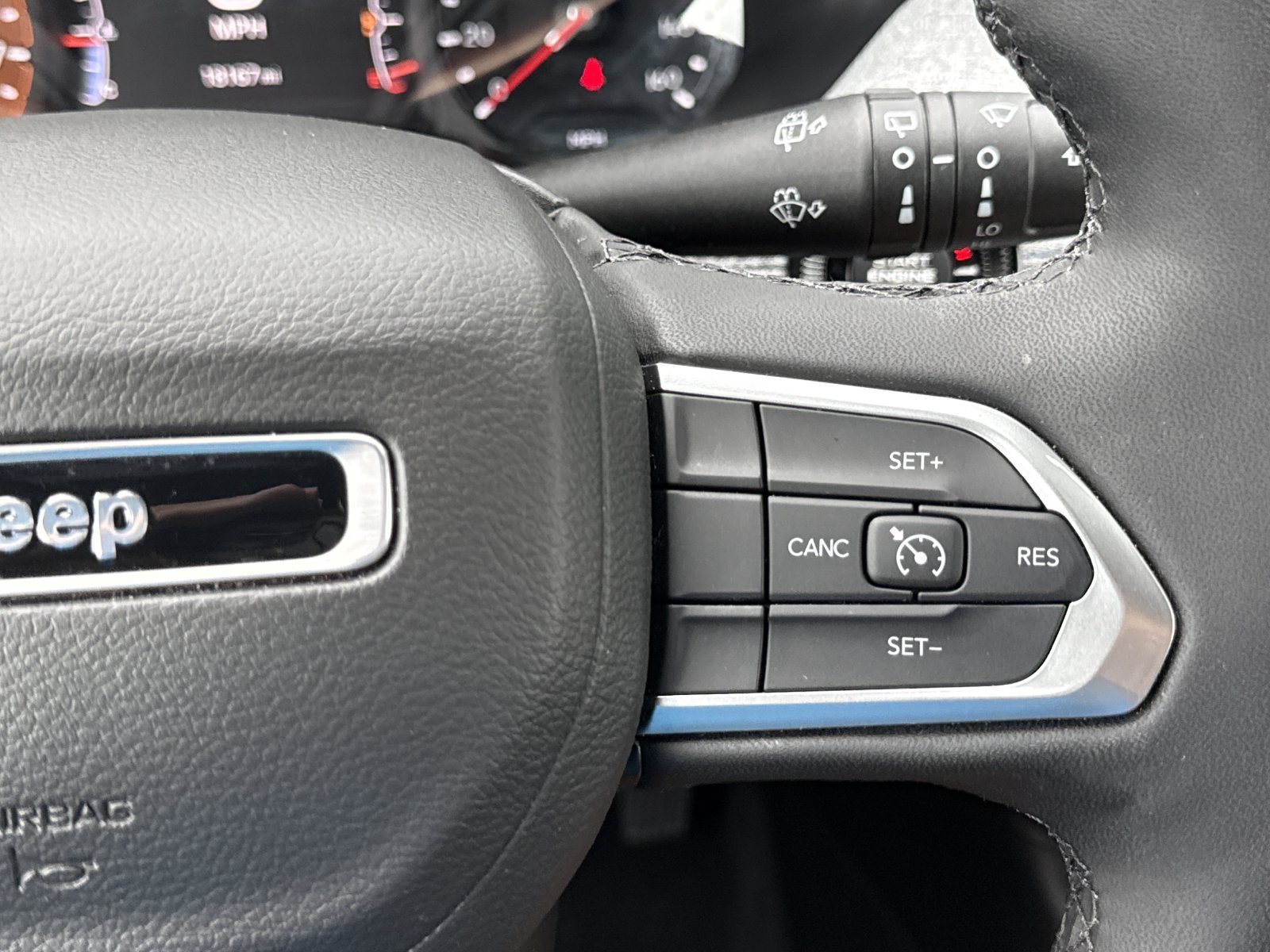 Used 2025 Jeep Compass Latitude AWD/4WD image 20