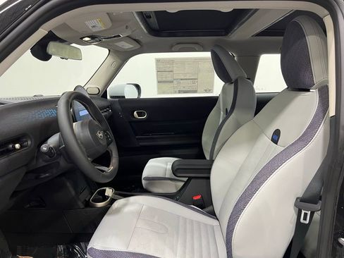 Certified 2025 MINI Cooper 2-Door Hardtop image 12