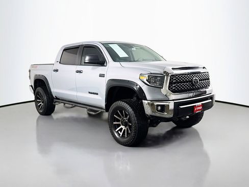 Used 2020 Toyota Tundra SR5 w/ TRD Off-Road Package image 7