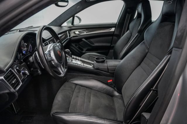 Used 2016 Porsche Panamera GTS AWD/4WD image 18