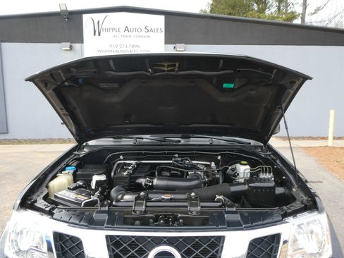 Used 2019 Nissan Frontier S image 34