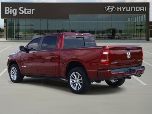 Used 2023 RAM 1500 Laramie AWD/4WD image 3
