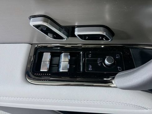 New 2026 Land Rover Range Rover Sport SE AWD/4WD image 19