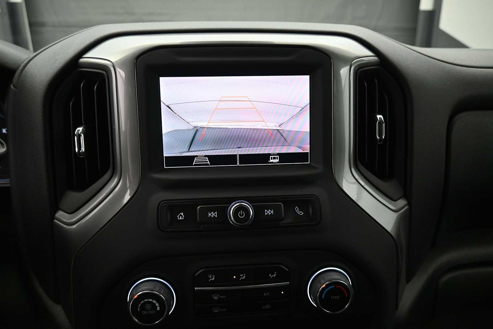 Used 2023 Chevrolet Silverado 1500 Custom AWD/4WD image 7