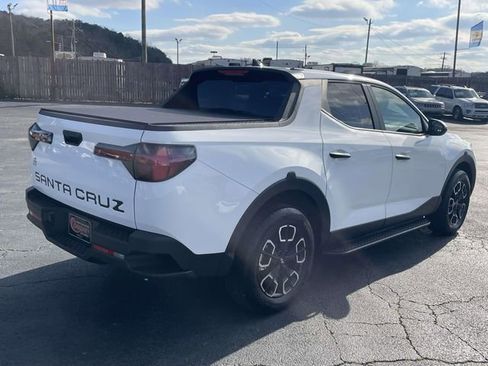 Used 2024 Hyundai Santa Cruz SEL image 4