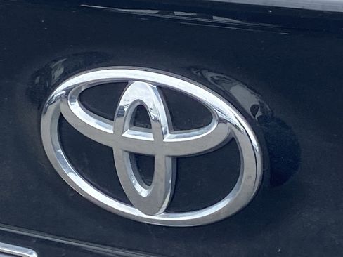 Used 2020 Toyota Camry XSE w/ Driver Assist Package FWD image 4