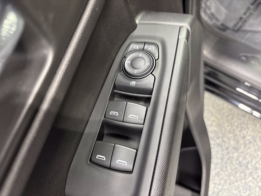 Used 2024 Chevrolet Silverado 1500 Custom AWD/4WD image 28