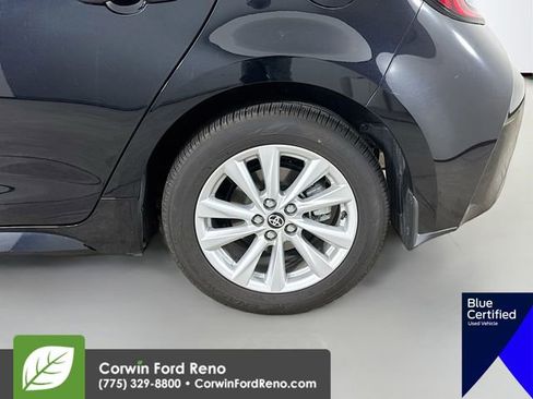 Used 2025 Toyota Corolla SE image 32