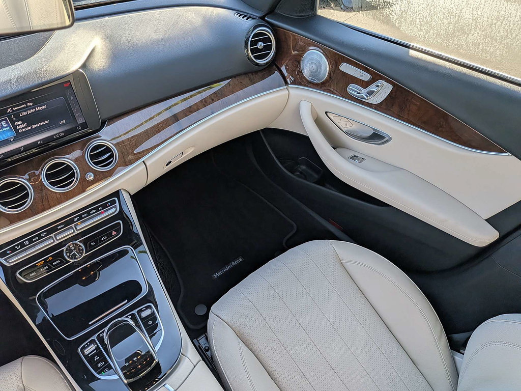 Used 2018 Mercedes-Benz E 300 image 15