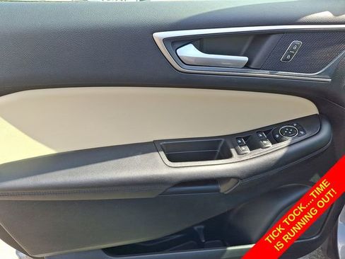 Used 2024 Ford Edge SEL AWD/4WD image 16