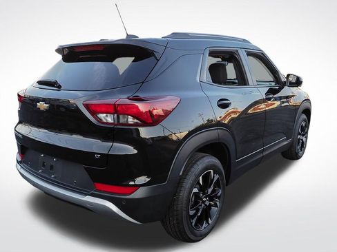 Certified 2023 Chevrolet TrailBlazer LT w/ Convenience Package FWD image 7