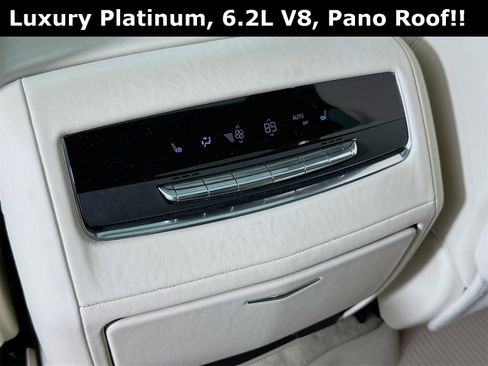 Used 2022 Cadillac Escalade ESV Premium Luxury Platinum image 29