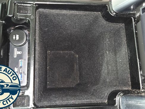 Used 2017 Land Rover Discovery HSE Luxury AWD/4WD image 21