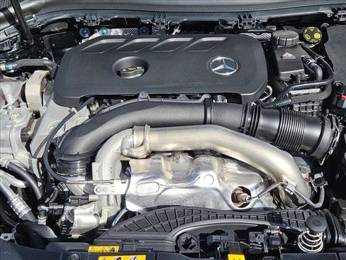 Used 2025 Mercedes-Benz GLA 250 image 22