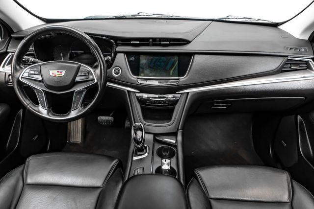 Used 2019 Cadillac XT5 Premium Luxury w/ Advanced Security Package FWD image 12