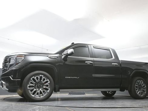 Used 2023 GMC Sierra 1500 Denali Ultimate AWD/4WD image 29