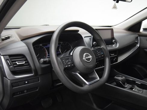 Used 2023 Nissan Rogue SV AWD/4WD image 15