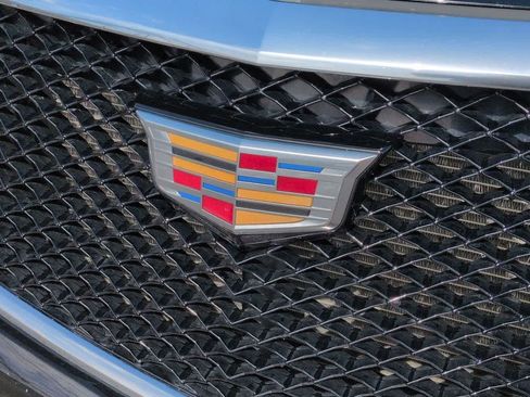 Used 2024 Cadillac XT5 Sportv AWD/4WD image 11