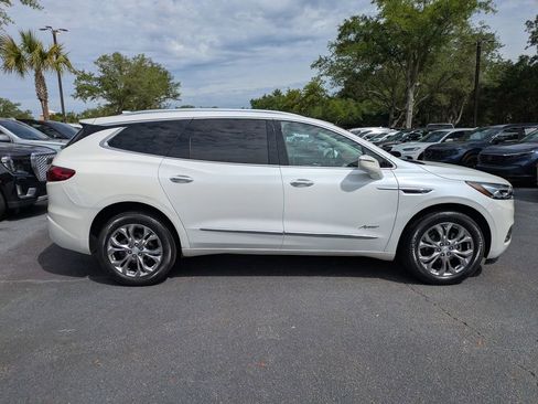 Used 2020 Buick Enclave Avenir w/ Trailering Package, 5000 lbs. AWD/4WD image 3