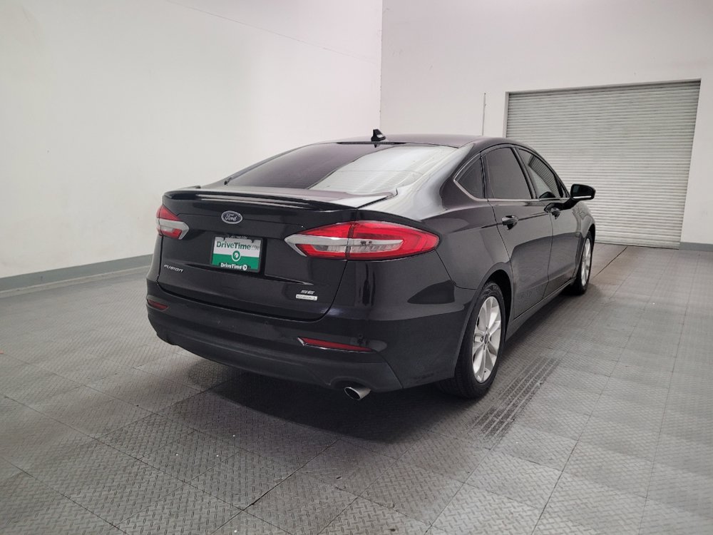 Used 2019 Ford Fusion SE w/ Equipment Group 151A FWD image 7