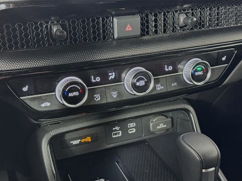 Certified 2023 Honda CR-V Sport Touring image 16