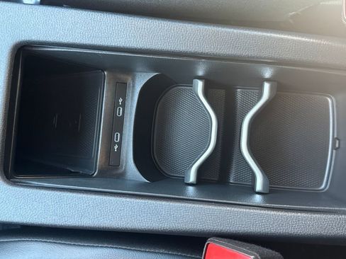 Used 2021 Volkswagen ID.4 Pro S image 27