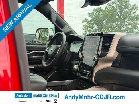 Used 2019 RAM 1500 Laramie AWD/4WD image 44