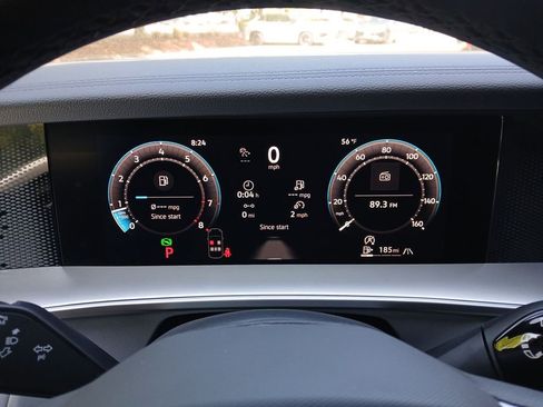 New 2026 Volkswagen Tiguan SE R-Line AWD/4WD image 15