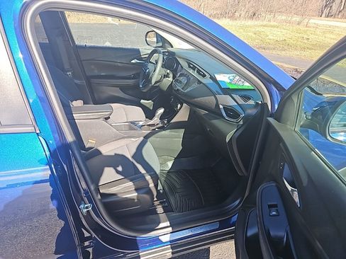 Used 2022 Buick Encore GX Preferred w/ Cold Weather Comfort Package image 29
