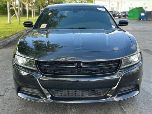 Used 2023 Dodge Charger SXT image 3
