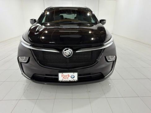 Used 2024 Buick Enclave Essence w/ Experience Buick Package AWD/4WD image 8