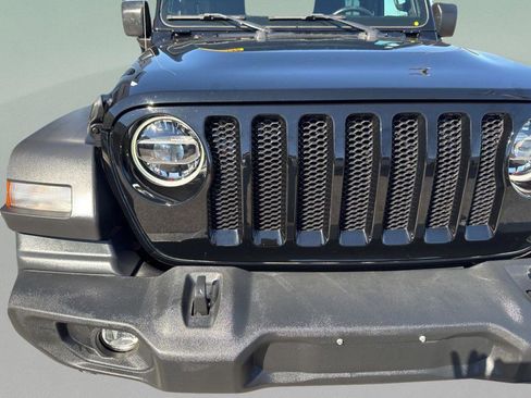 Used 2022 Jeep Wrangler Sport S image 37