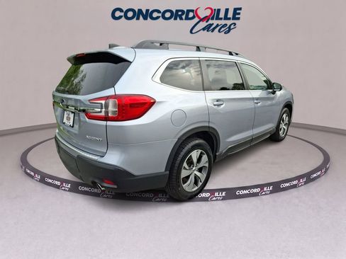 Certified 2023 Subaru Ascent Premium w/ Convenience Package AWD/4WD image 7