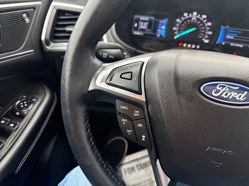 Used 2023 Ford Edge Titanium w/ Equipment Group 301A image 33