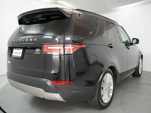 Used 2017 Land Rover Discovery HSE image 9