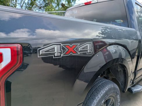 Used 2019 Ford F150 XLT image 6