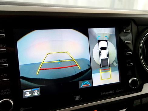 Used 2023 Toyota Tacoma Limited image 22