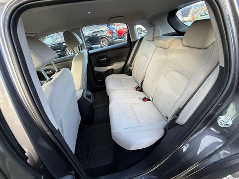 Certified 2023 Honda HR-V LX image 16