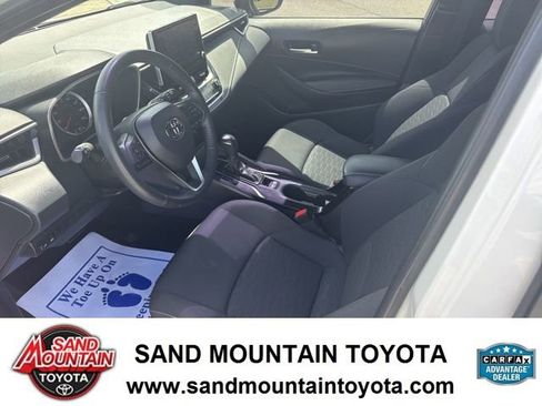 Used 2022 Toyota Corolla SE FWD image 13