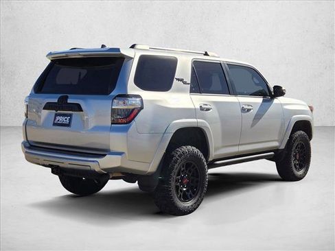 Used 2022 Toyota 4Runner TRD Off-Road Premium image 5